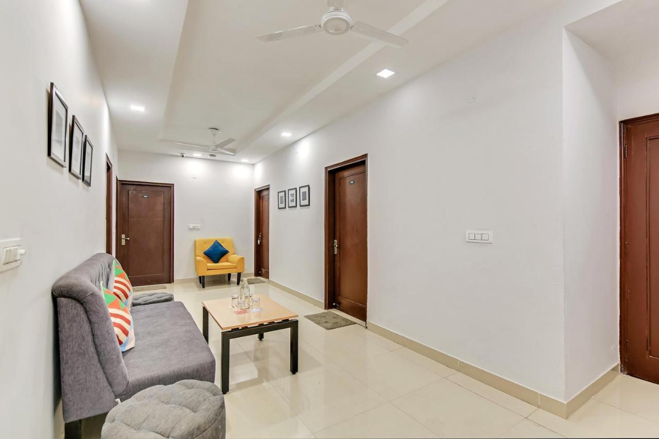 Oyo Home 64106 Comfortable Stay Yeni Delhi Dış mekan fotoğraf