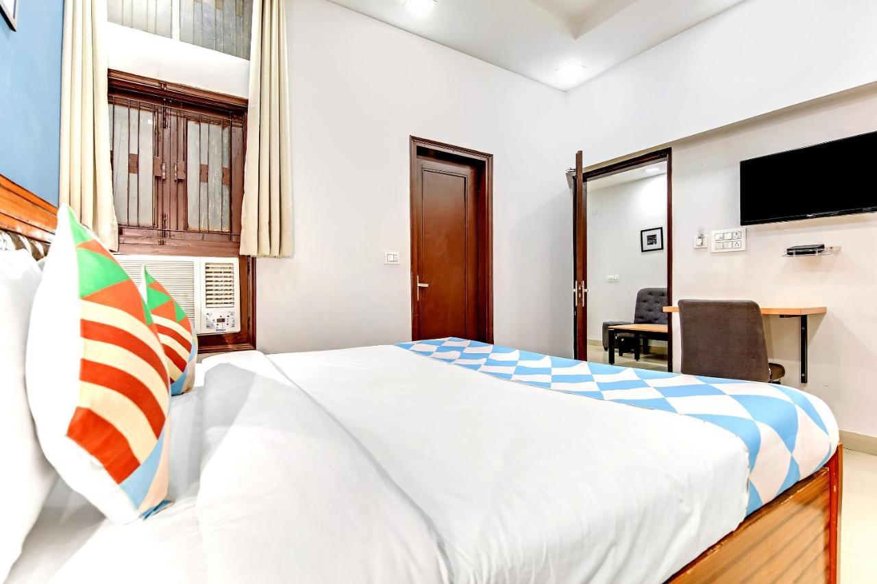 Oyo Home 64106 Comfortable Stay Yeni Delhi Dış mekan fotoğraf