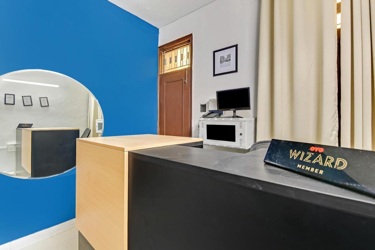 Oyo Home 64106 Comfortable Stay Yeni Delhi Dış mekan fotoğraf