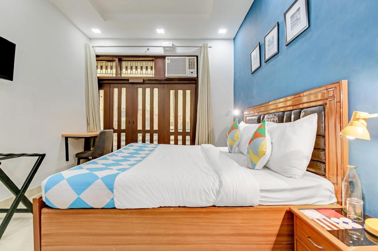 Oyo Home 64106 Comfortable Stay Yeni Delhi Dış mekan fotoğraf